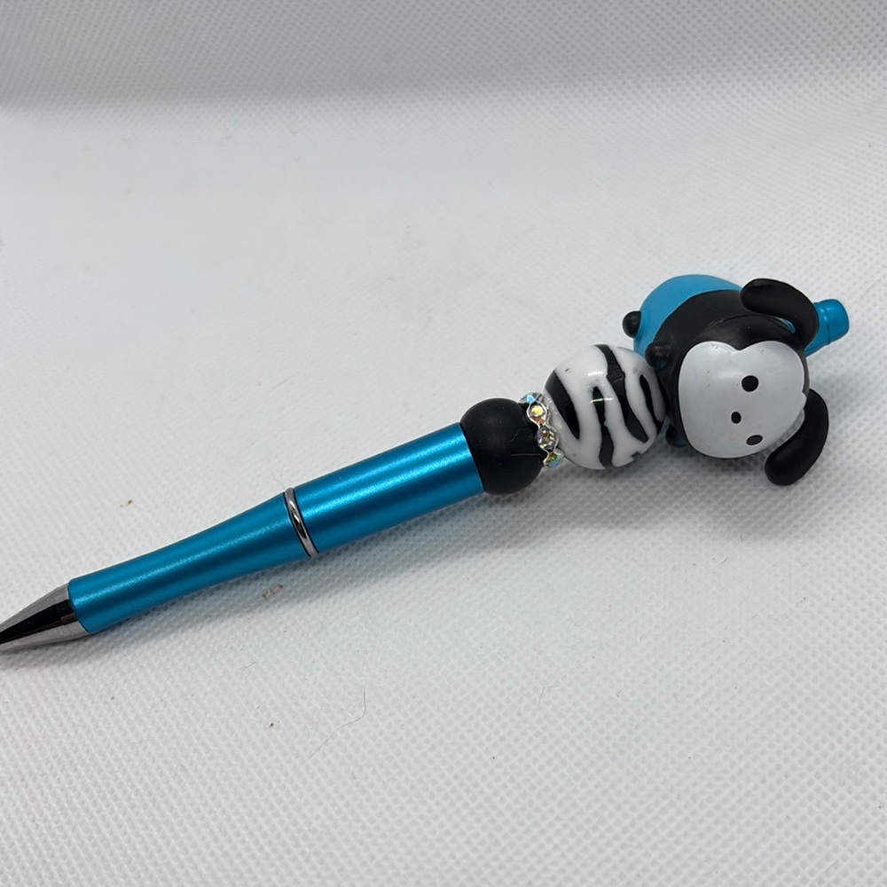 Handmade Disney Tsum Tsum Character Pen Oswald Theme - Picture 4 of 4